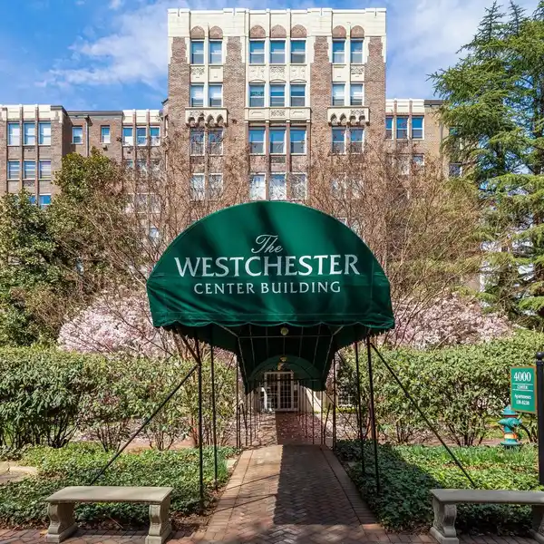 SPACIOUS HOME AT WESTCHESTER CENTER