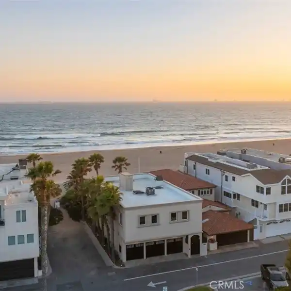 MASTERFULLY RENOVATED SUNSET BEACH RETREAT