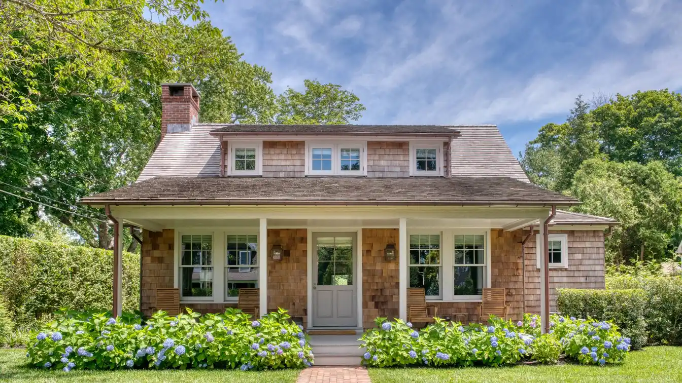 Designer Southampton Village Cottage for Rent