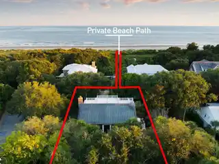 Oceanfront Coastal Retreat with Sweeping Views