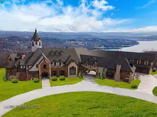 Spectacular Gated Estate