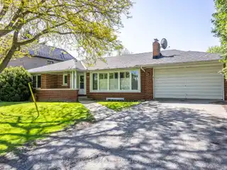 Charming Bungalow with Flexible Future Options