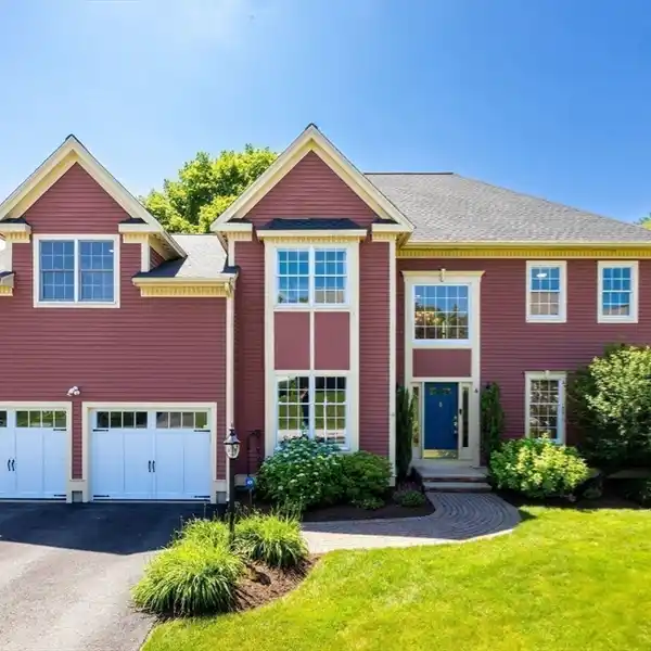 METICULOUSLY MAINTAINED HOME DESIGNED FOR COMFORT AND STYLE