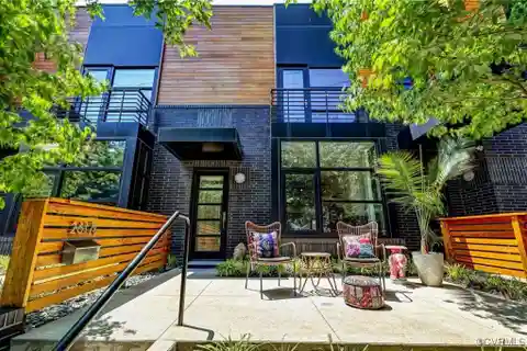 Modern Showstopper in the Fan District
