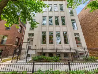 Showstopping Home in East Lakeview