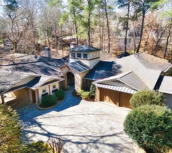 PRIVATE RETREAT NEAR HEART OF VININGS