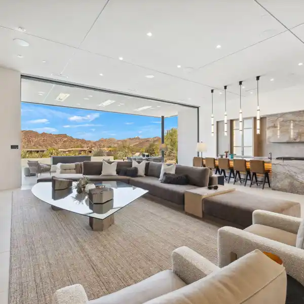 NEW CONSTRUCTION IN THE RESERVE CLUB