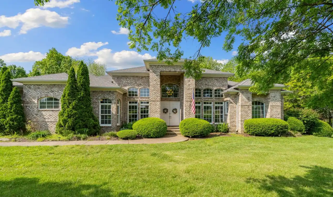 Perfect Blend of Luxury and Privacy