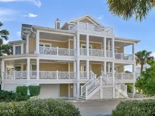 Lovely Second Row Beach Home