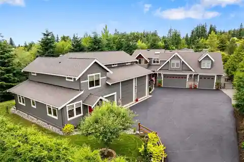Stunning Bellingham Home with Fully Updated Features