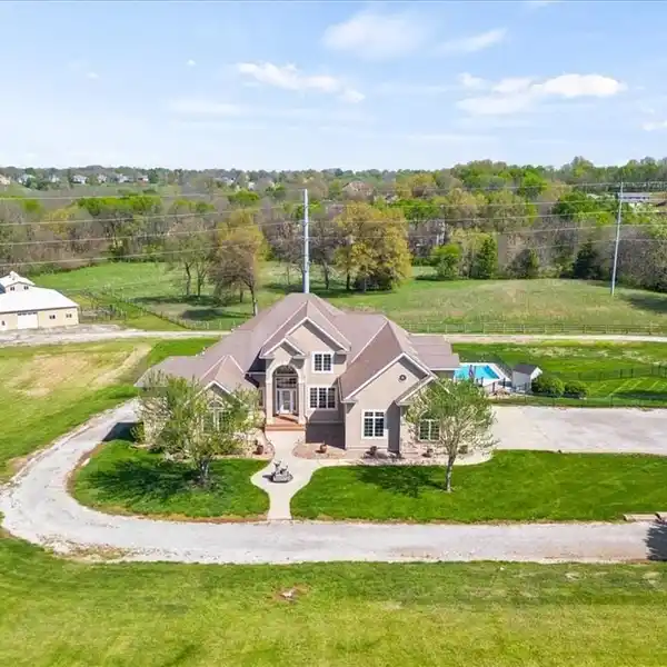 QUALITY-BUILT CUSTOM HOME ON 25 ACRES