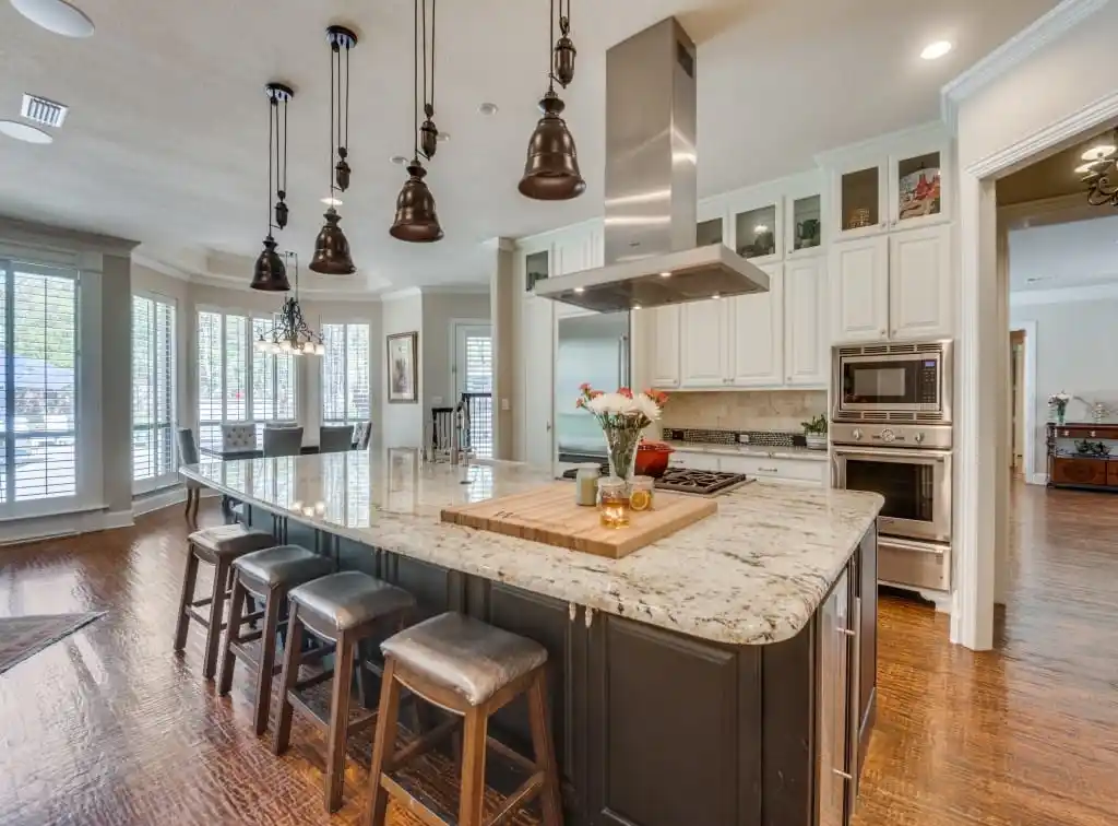 Stately Custom Home in Stonebridge