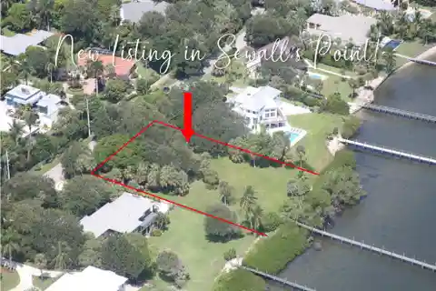 Oversized Riverfront Lot in Coveted Hillcrest Neighborhood