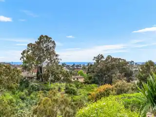 Beautifully Maintained Home in Shorecliffs Terrace
