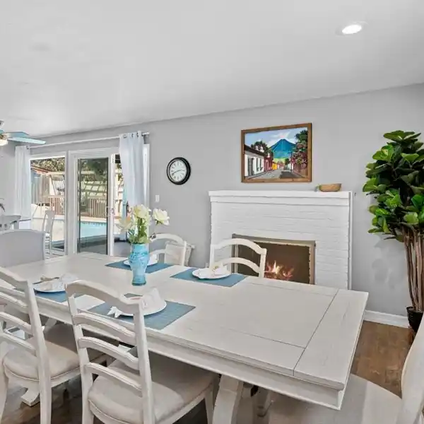 BEAUTIFULLY UPDATED POOL HOME IN CLAIREMONT WEST