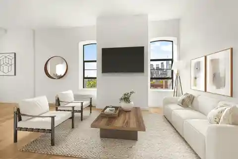 Brooklyn Heights Penthouse with Expansive Terrace