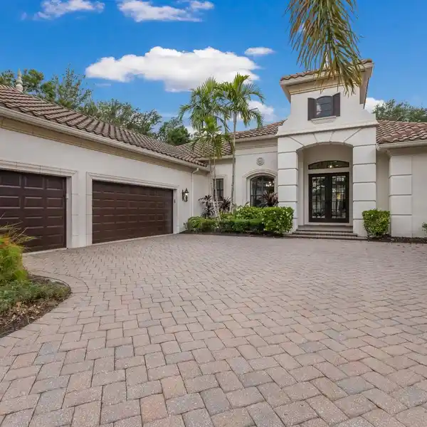 SUNSET SANCTUARY ON KING’S DUNES FAIRWAY