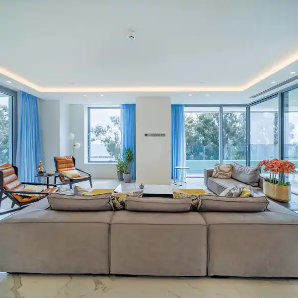 LUXURY LIVING IN SYMBOL
