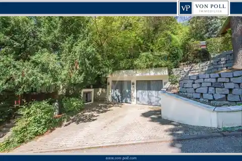 Idyllic Bungalow with Spaciousness and Privacy