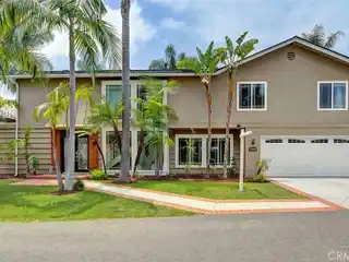 Comfort and Style in a Premium Location