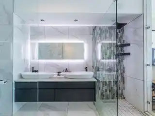 Luxurious Living Overlooking a Private Marina