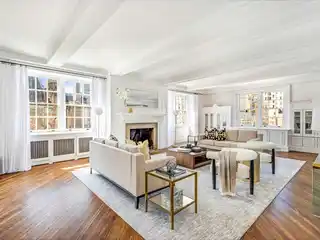 Grand Prewar Corner Duplex