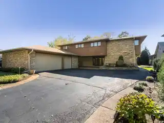 A Unique Gem Perched on Park Ridge Golf Course
