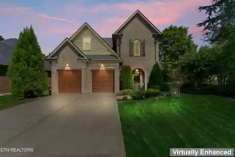 Rustic Elegance with Modern Luxury