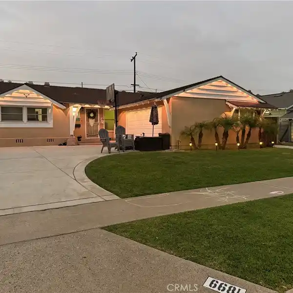 SPACIOUS REMODELED HOME WITH MODERN LUXURY TOUCHES