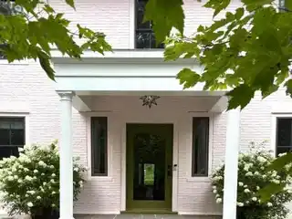 Timeless 18th-Century Georgian Stone Home