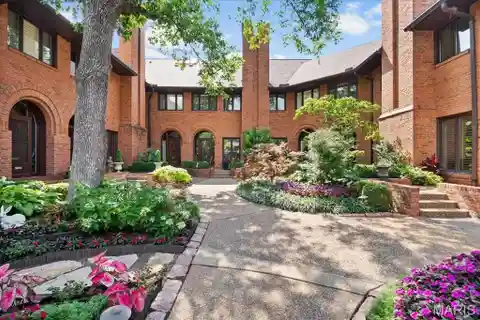 Thoughtfully Redesigned Townhome in the Heart of Clayton
