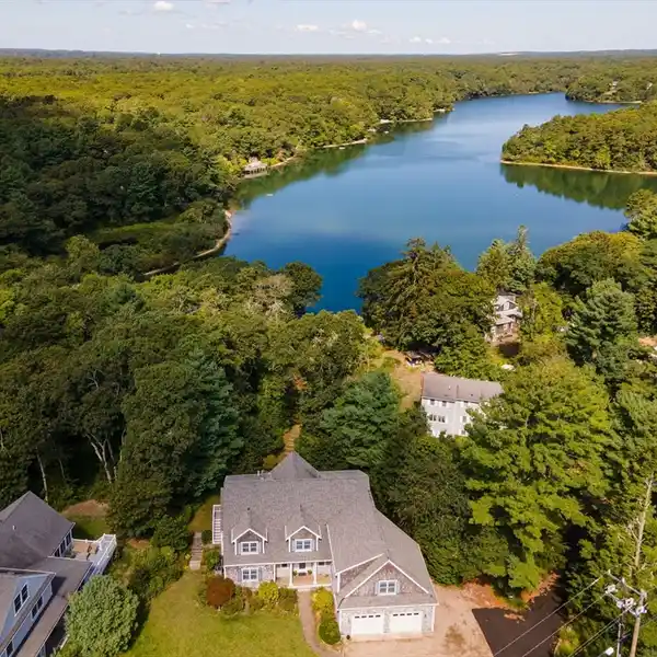 WATERFRONT LIVING ON LONG POND