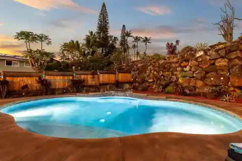 Amazing Maui Meadows Property