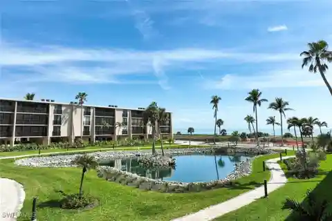 Three Bedroom Sundial Condo with Gulf Views