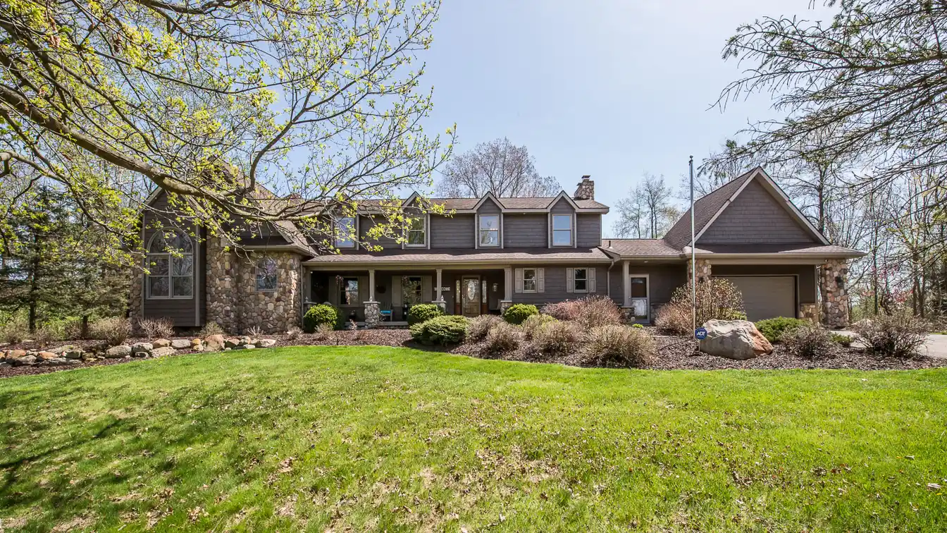 Executive Five-acre Retreat