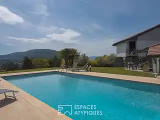 Architect-designed Villa with a Striking View