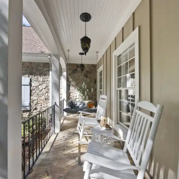 SECLUDED FOREST RETREAT WITH ELEGANT INTERIOR CHARM