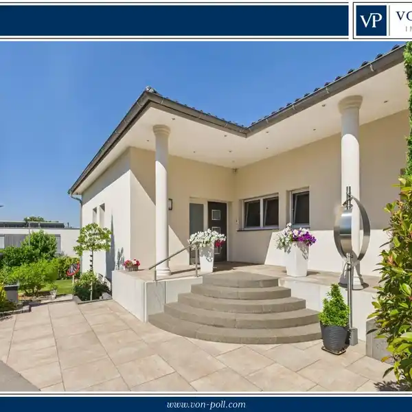 RENOVATED PROPERTY WITH UNIQUE FEATURES