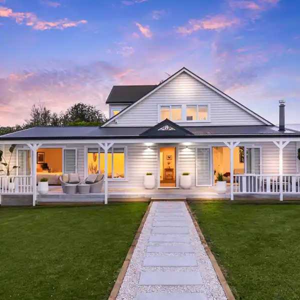 QUINTESSENTIAL GREENHITHE: TIMELESS ELEGANCE AND VILLAGE CHARM