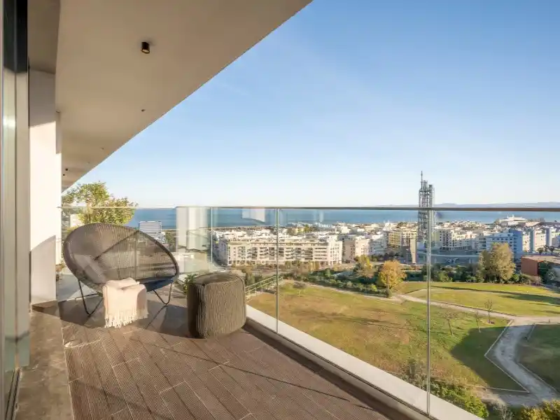 Space and Elegance in a Privileged Location