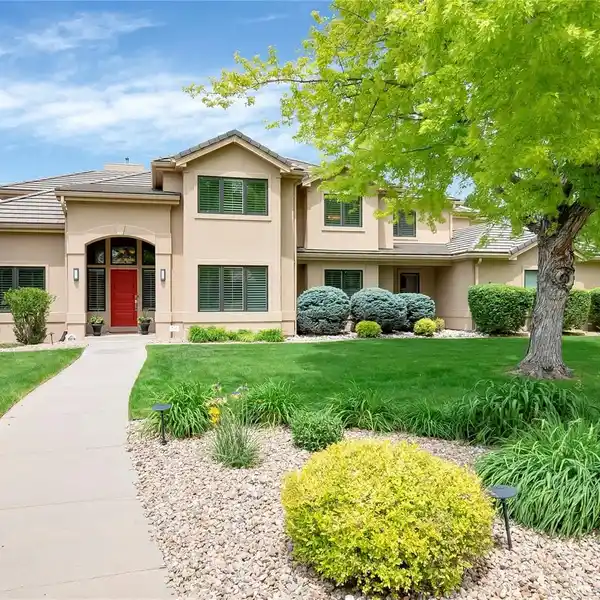 UPDATED HOME IN PEACEFUL DAYTON MEADOWS