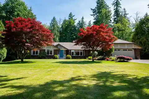 Charming Country Woods Rancher