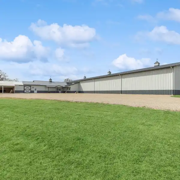 15-ACRE EQUESTRIAN RANCH