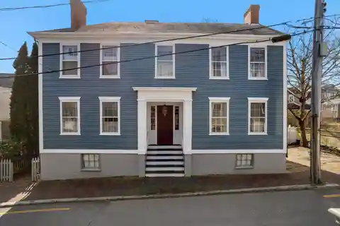 Federal-Style Home Blending Historic Charm with Modern Comfort