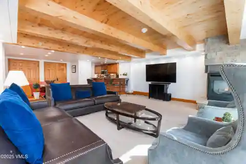 Lionshead Gem | Recently Updated with Modern Finishes