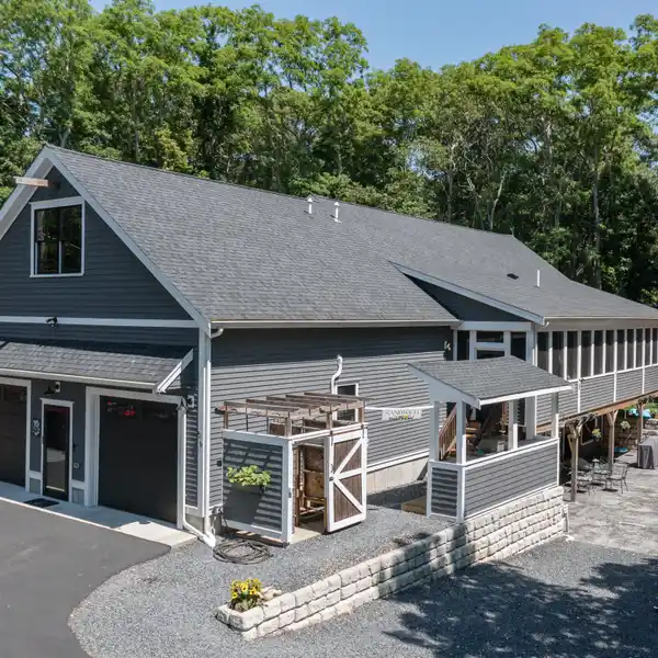COASTAL LUXURY LIVING NEAR HISTORIC DOWNTOWN
