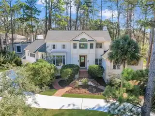 Stunning Home in the Sought-after Wexford Neighborhood