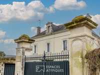 EXCEPTIONAL PROPERTY IN A PRIVILEGED SETTING