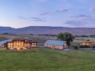 Rustic-Contemporary Estate on 35 Acres in Exclusive Horse River Ranch