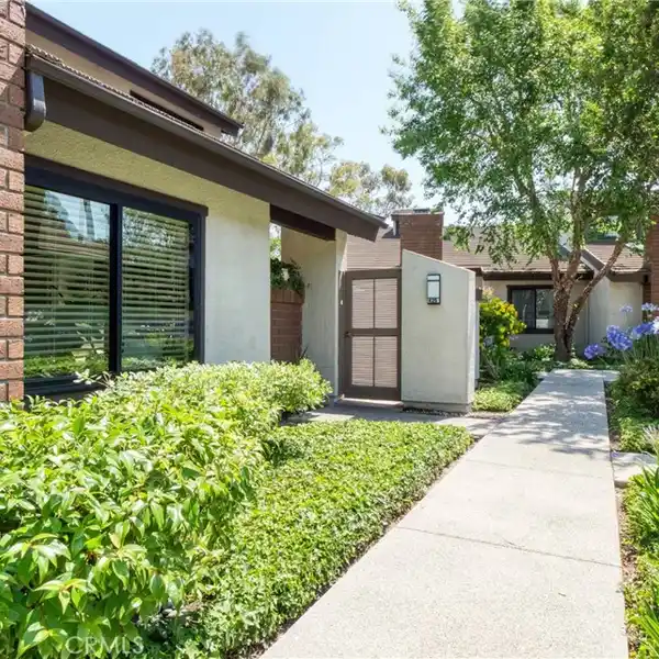 PRESTIGIOUS OLD RANCH TOWNHOME